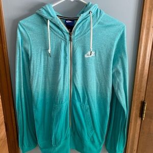 women’s medium nike zip up
